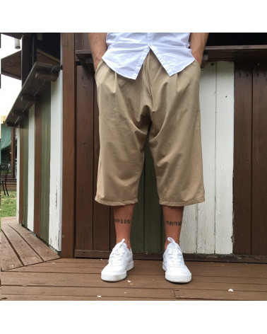 BEIGE SHORTS - BLACK MIRROR