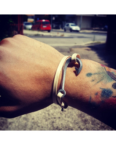 AVORY HOOK - DOUBLE U FRENK