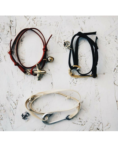 AVORY HOOK - DOUBLE U FRENK