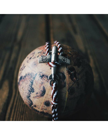 RED AND WHITE AIRPLANE - DOUBLE U FRENK