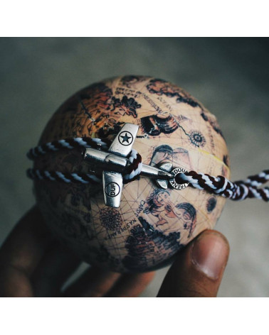 RED AND WHITE AIRPLANE - DOUBLE U FRENK