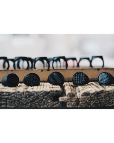 BLACK RING CIRCLE - DOUBLE U FRENK