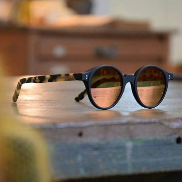 Occhiali da sole uomo lenti specchiate: Gratis spedizione in 24 ore